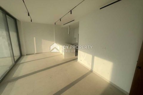 2 bedrooms Apartment in Larnaca, Cyprus No. 74520 2