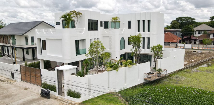 8 chambres House à Chiang Mai, Thailand No. 98224
