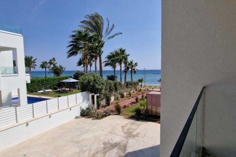 2 chambres Appartement à Oroklini, Cyprus No. 82810 8