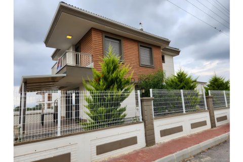 3 dormitorios Villa en Thoi Lai, Vietnam No. 113684 1