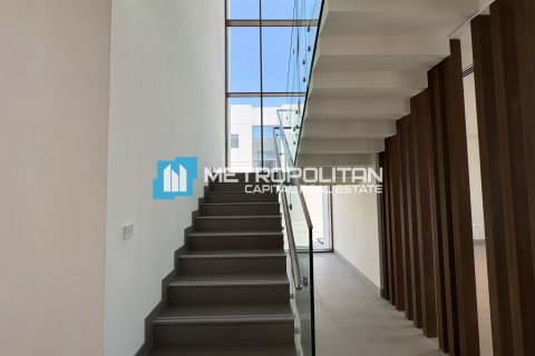 4 bedrooms Villa in Binh Duong, Vietnam No. 86139 8