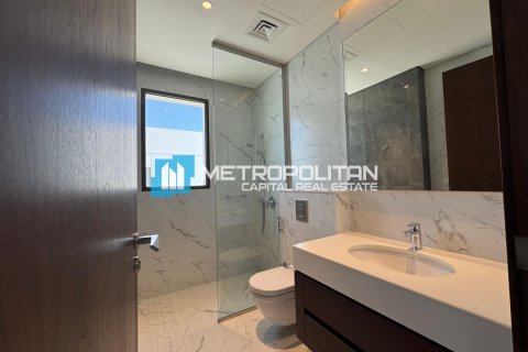 4 bedrooms Villa in Binh Duong, Vietnam No. 86139 3