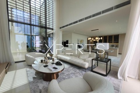 6 bedrooms Villa in Bavaria Town, Vietnam No. 93337 3