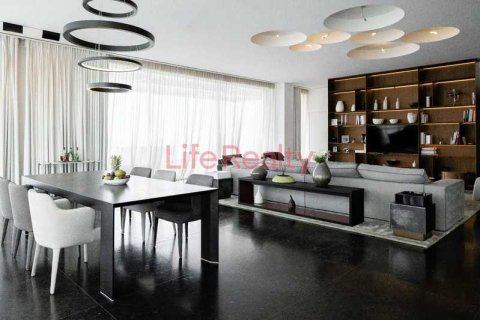 4 bedrooms Penthouse in Limassol, Cyprus No. 102785 8