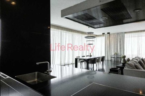 4 bedrooms Penthouse in Limassol, Cyprus No. 102785 10