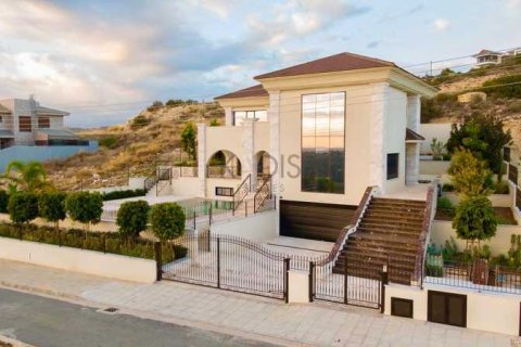5 bedrooms Villa in Mesa Geitonia, Cyprus No. 77948 3