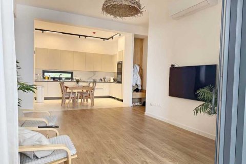 3 bedrooms Apartment in Agios Athanasios, Cyprus No. 104014 1