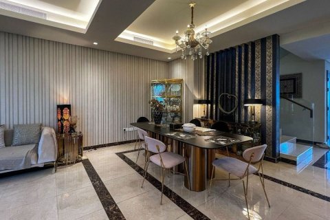 3 bedrooms Townhouse in Thach Than, Vietnam No. 95376 8