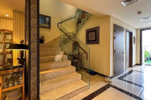 3 bedrooms Townhouse in Thach Than, Vietnam No. 95376 10