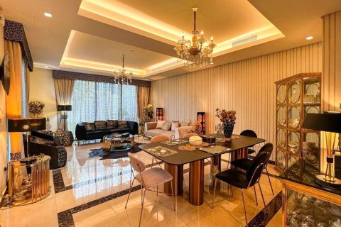 3 bedrooms Townhouse in Thach Than, Vietnam No. 95376 7