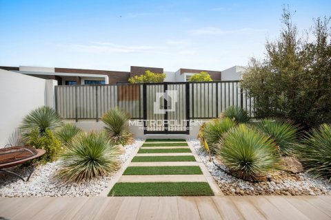 2 bedrooms Townhouse in My Xuan, Vietnam No. 93638 2