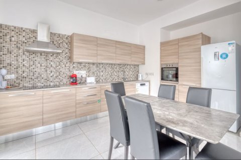 3 bedrooms Villa in Famagusta, Cyprus No. 36663 24