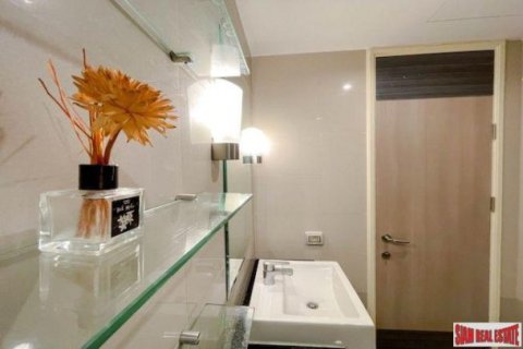 2 bedrooms Apartment in Bangkok, Thailand No. 96182 17