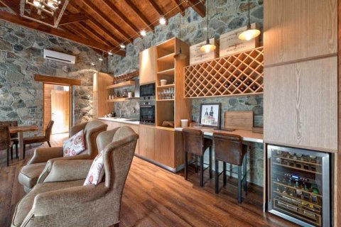 Вилла с 2 спальнями в Лимассол, Кипр №30670 17