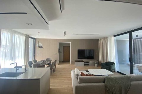 3 bedrooms Apartment in Limassol, Cyprus No. 104393 6