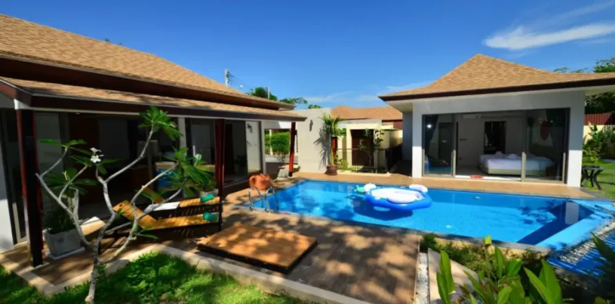 3 bedrooms Villa in Phuket, Thailand No. 2789
