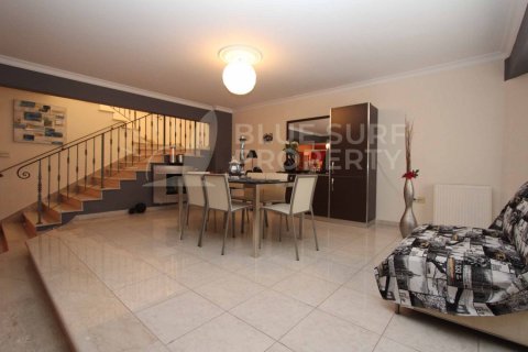 5 bedrooms Villa in Paralimni, Cyprus No. 36592 3