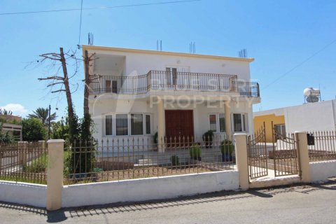 5 bedrooms Villa in Paralimni, Cyprus No. 36592 17