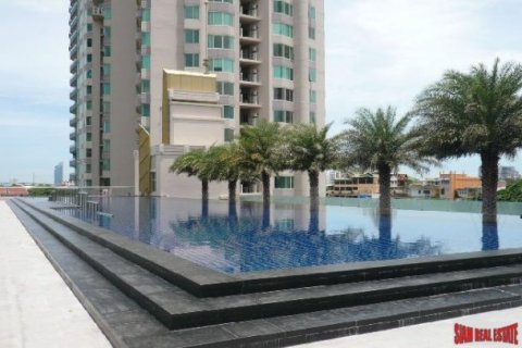 3 bedrooms Apartment in Bangkok, Thailand No. 96551 10