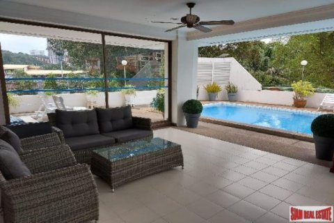 24 bedrooms Apartment in Pattaya, Thailand No. 97201 2