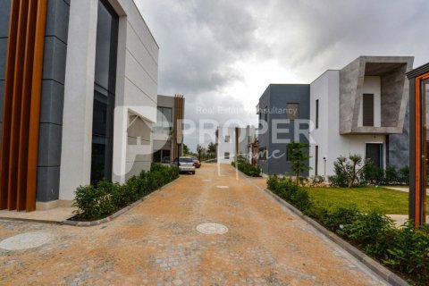 5 rooms Villa in Dao Huu Canh, Vietnam No. 12679 4