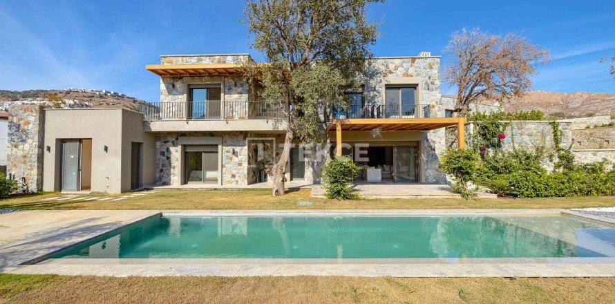 4 dormitorios Villa en Bodrum, Turkey No. 70227