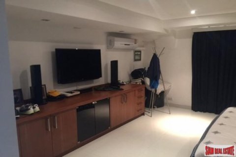 3 bedrooms Apartment in Bangkok, Thailand No. 96214 19