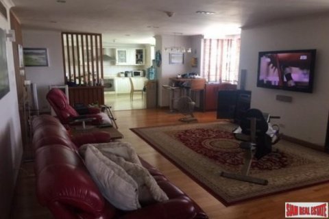 3 bedrooms Apartment in Bangkok, Thailand No. 96214 7