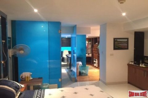 3 bedrooms Apartment in Bangkok, Thailand No. 96214 2