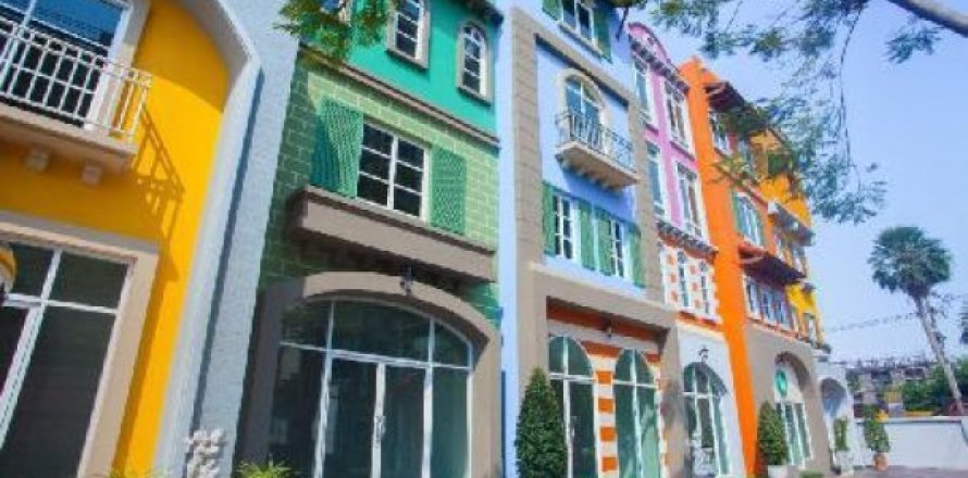 2 bedrooms Commercial property in Bangkok, Thailand No. 96528