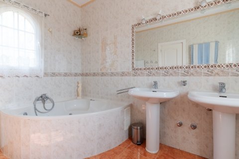 2 bedrooms Properties in Tan Phuc, Vietnam No. 92308 26