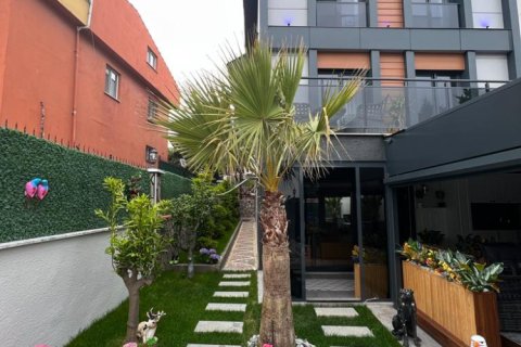 6 bedrooms Villa in Khanh Hoa, Vietnam No. 14912 2