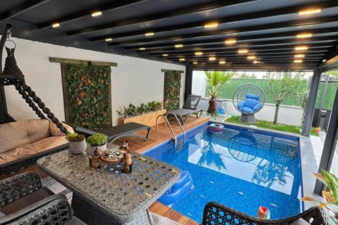 6 bedrooms Villa in Khanh Hoa, Vietnam No. 14912 3
