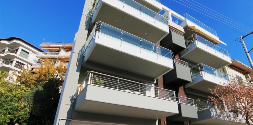 3 bedrooms Apartment in Thessaloniki, Greece No. 49550