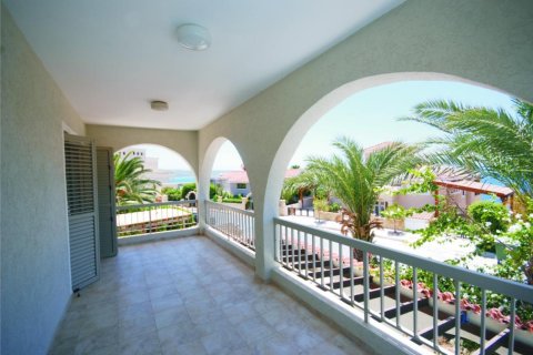 4 chambres Villa à Paphos, Cyprus No. 105593 9