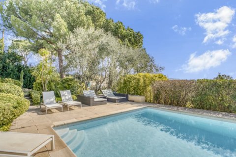 5 bedrooms Villa in Mougins, France No. 100285 8