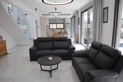 3 bedrooms Villa in Geroskípou, Cyprus No. 101969 8