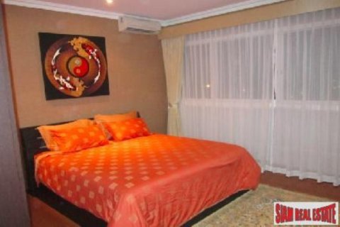 2 bedrooms Apartment in Jomtien Beach, Thailand No. 96479 2