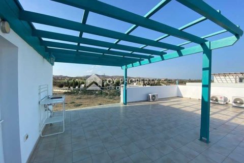 4 bedrooms House in Kofinou, Cyprus No. 31809 7