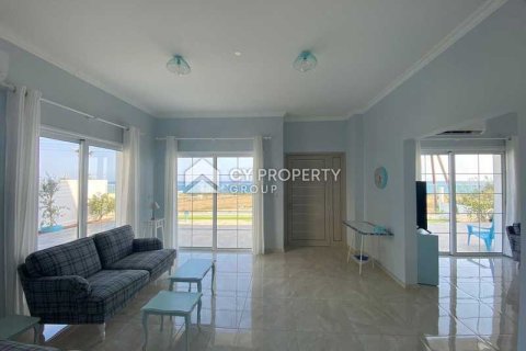 4 bedrooms House in Kofinou, Cyprus No. 31809 10