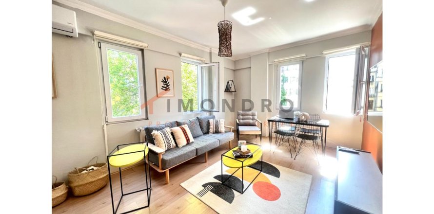 2 bedrooms Apartment in Beyoglu, Turkey No. 115452