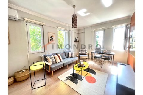 2 bedrooms Apartment in Beyoglu, Turkey No. 115452