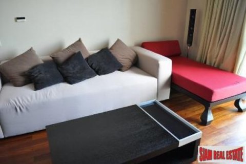 2 bedrooms Apartment in Bangkok, Thailand No. 96746 4