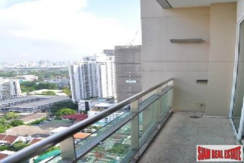 2 bedrooms Apartment in Bangkok, Thailand No. 96746 13