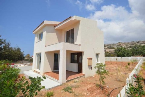3 bedrooms Villa in Agios Georgios, Cyprus No. 84369 3