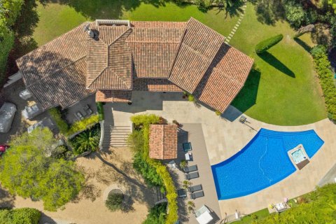 7 bedrooms Villa in Mougins, France No. 68901 13