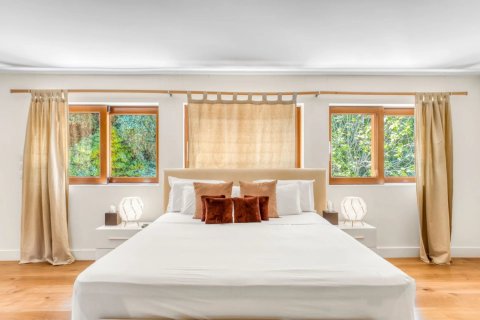 7 bedrooms Villa in Mougins, France No. 68901 11