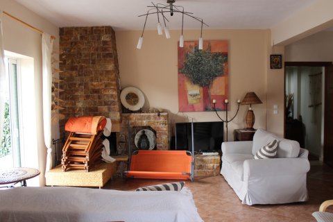 8 bedrooms Building in Larissa, Greece No. 108073 19