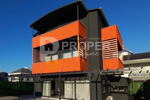 5 rooms Villa in Tan Xuan, Vietnam No. 13172 1