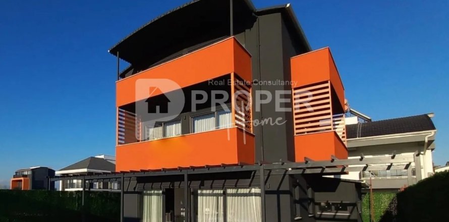 5 rooms Villa in Tan Xuan, Vietnam No. 13172